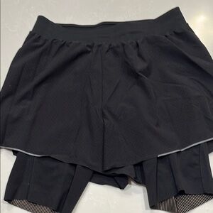 Lululemon lined running shorts